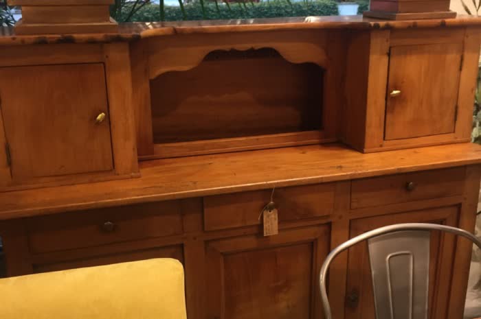 Venta de muebles y objetos decorativos